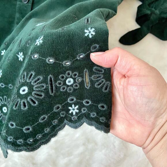 Madewell Green Corduroy Eyelet Blouse Size Medium - Picture 6 of 6